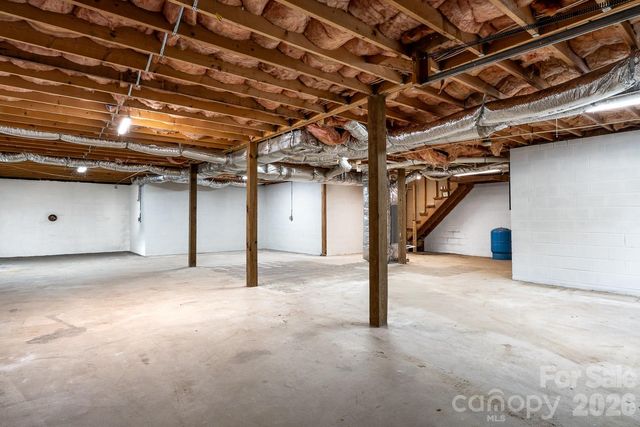 7215 Hwy 421 Highway N, Vilas, NC 28692