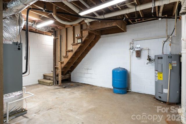 7215 Hwy 421 Highway N, Vilas, NC 28692