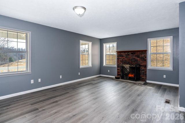 7215 Hwy 421 Highway N, Vilas, NC 28692