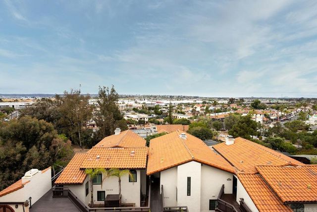 4008 Ampudia Street, San Diego, CA 92110