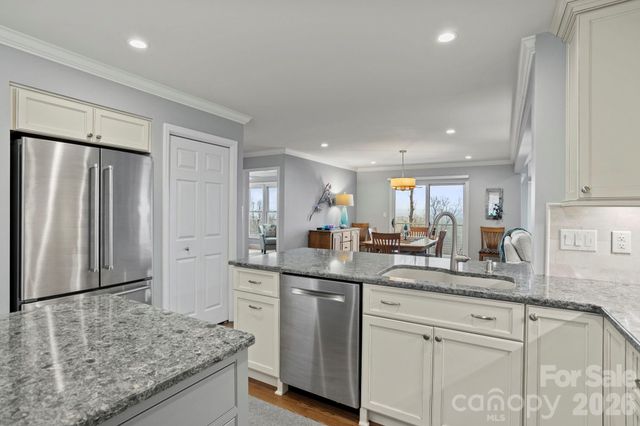 330 Dawnbrook Drive, Flat Rock, NC 28731