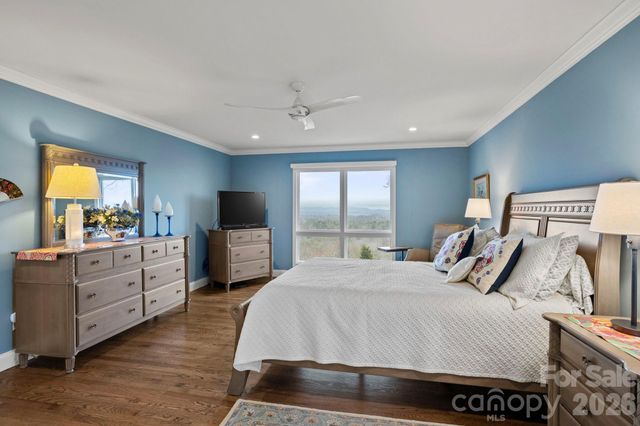 330 Dawnbrook Drive, Flat Rock, NC 28731