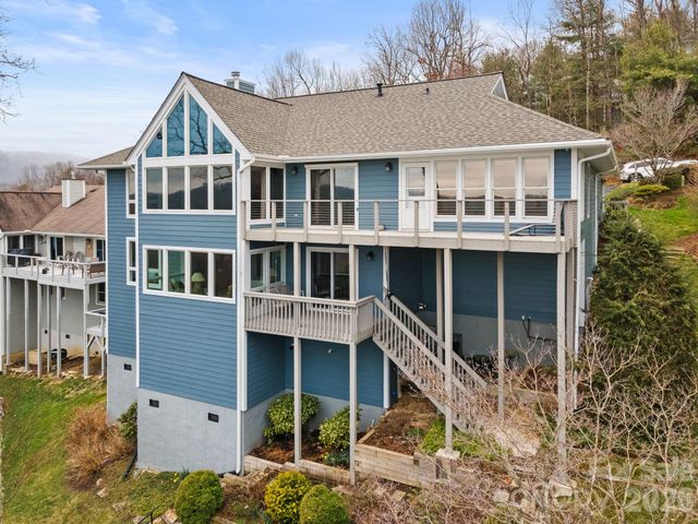 330 Dawnbrook Drive, Flat Rock, NC 28731