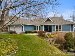 330 Dawnbrook Drive, Flat Rock, NC 28731