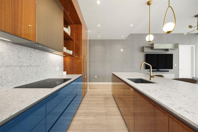 2655 S Bayshore Dr 1412, Miami, FL 33133