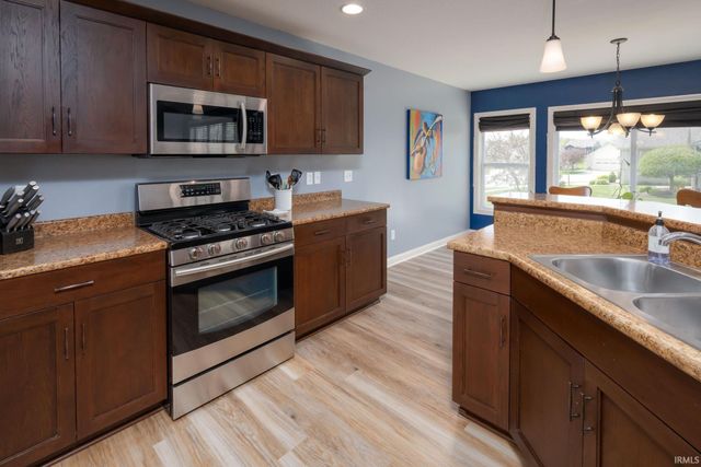 1207 Brenton Pass, Fort Wayne, IN 46818