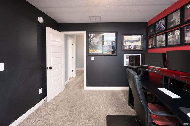 1207 Brenton Pass, Fort Wayne, IN 46818