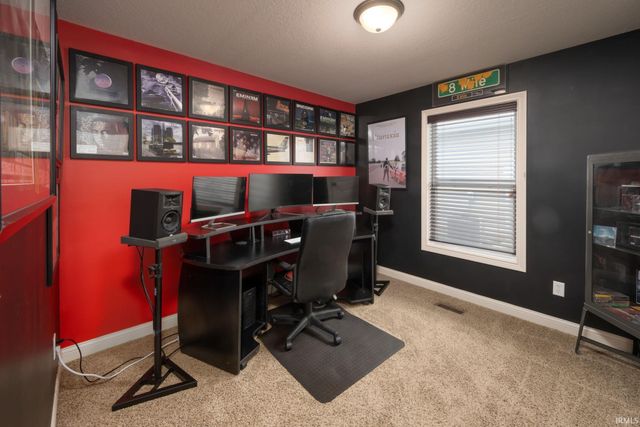 1207 Brenton Pass, Fort Wayne, IN 46818