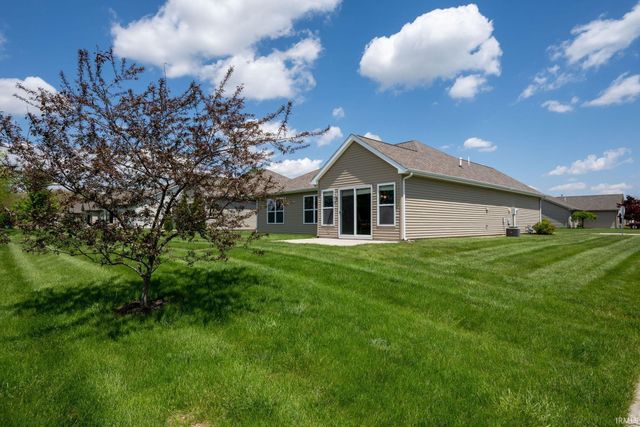 1207 Brenton Pass, Fort Wayne, IN 46818