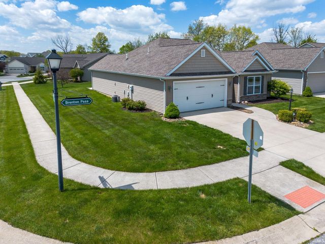 1207 Brenton Pass, Fort Wayne, IN 46818