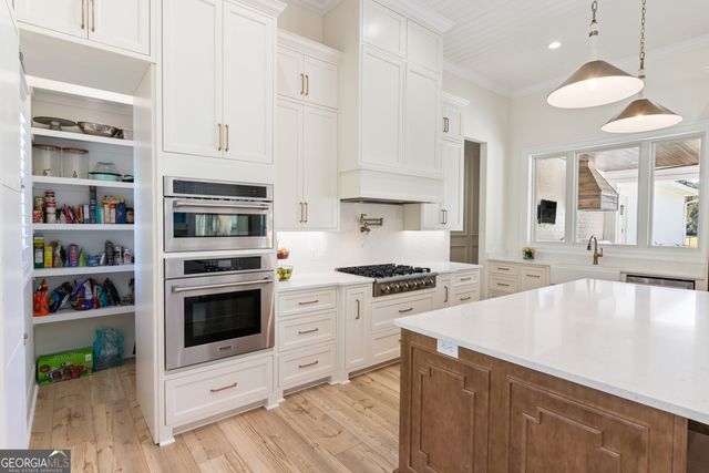 145 Lone Pine Court, Waverly, GA 31565