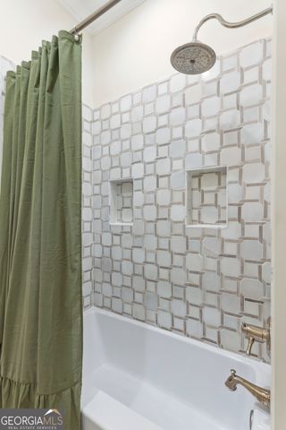 145 Lone Pine Court, Waverly, GA 31565