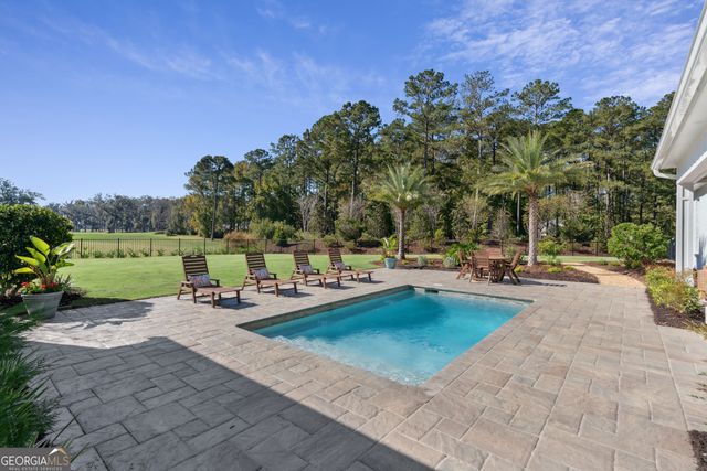 145 Lone Pine Court, Waverly, GA 31565