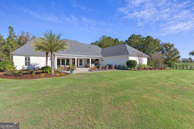 145 Lone Pine Court, Waverly, GA 31565