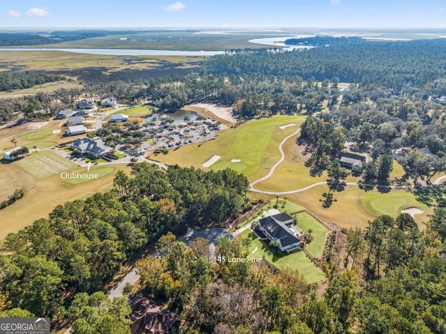 145 Lone Pine Court, Waverly, GA 31565