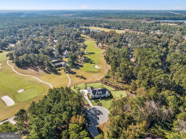 145 Lone Pine Court, Waverly, GA 31565