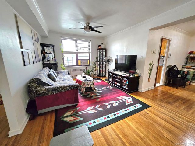 113-15 34 5C, Corona, NY 11368