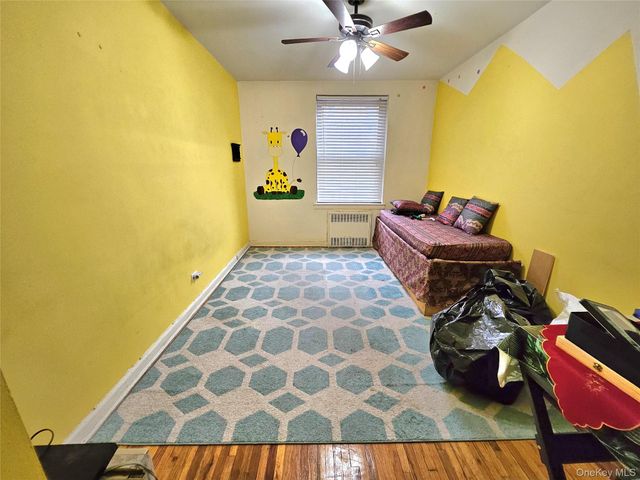 113-15 34 5C, Corona, NY 11368