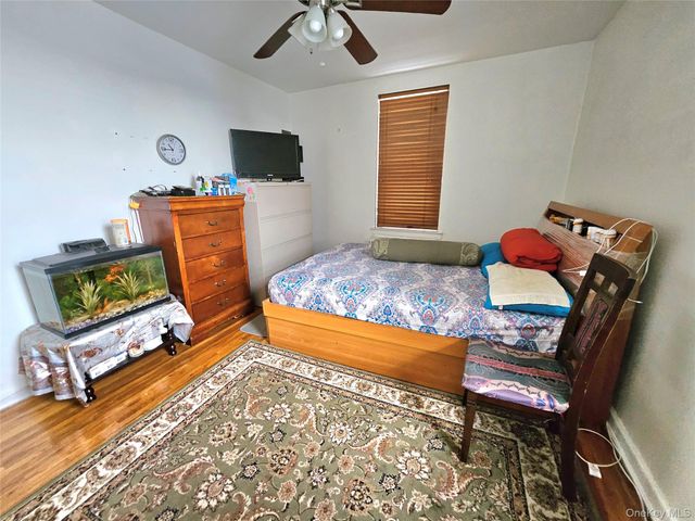 113-15 34 5C, Corona, NY 11368