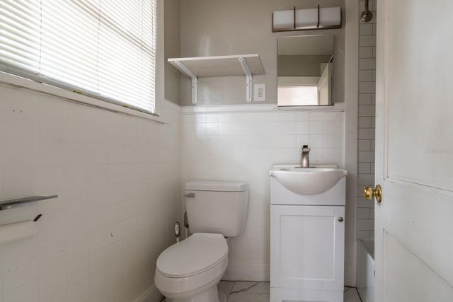 2523 NW 6TH STREET 3, Gainesville, FL 32609