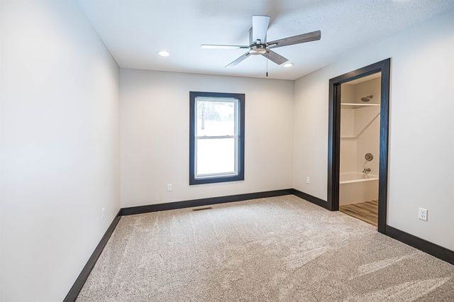 4401 OLD STATE Road, Mckean, PA 16426