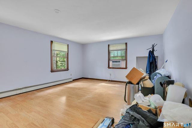 16 Shanda Lane, Tolland, CT 06084