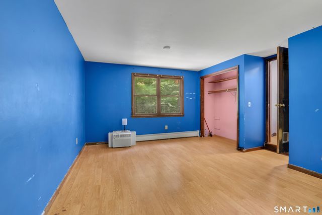 16 Shanda Lane, Tolland, CT 06084