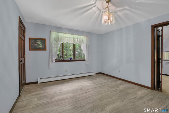 16 Shanda Lane, Tolland, CT 06084