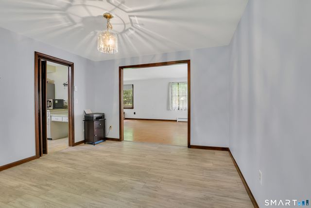 16 Shanda Lane, Tolland, CT 06084