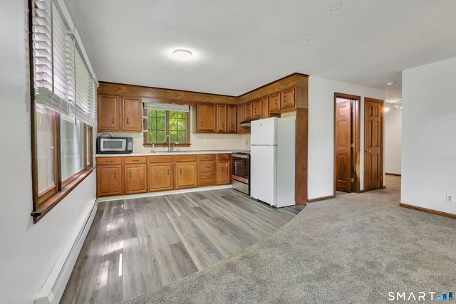16 Shanda Lane, Tolland, CT 06084