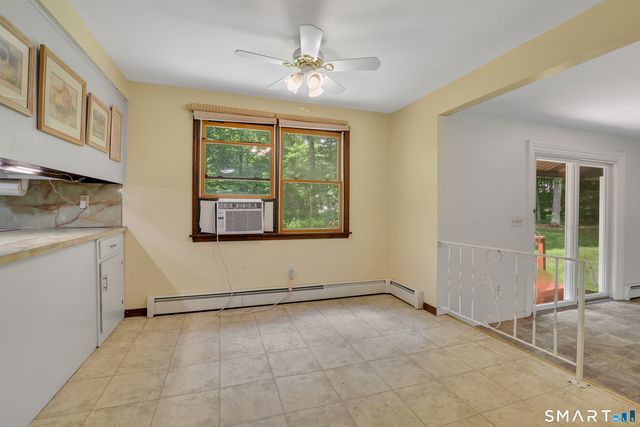 16 Shanda Lane, Tolland, CT 06084