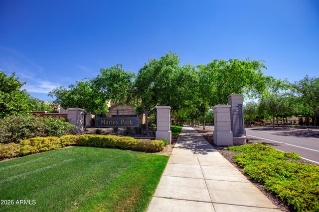 15388 W Alexandria Way, Surprise, AZ 85379