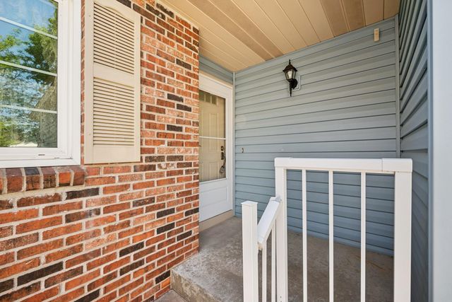 2639 Lake Court Circle 81, Mounds View, MN 55112