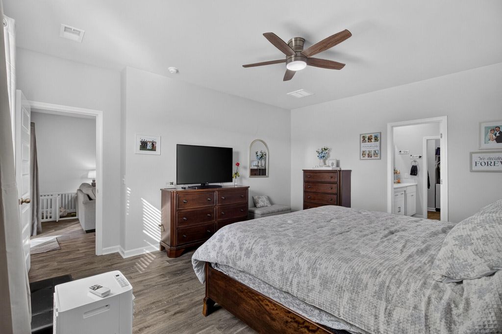 Image 18 of property listing at 501 Frutchey Court, Summerville, SC 29486