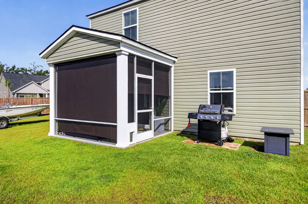 Image 35 of property listing at 501 Frutchey Court, Summerville, SC 29486