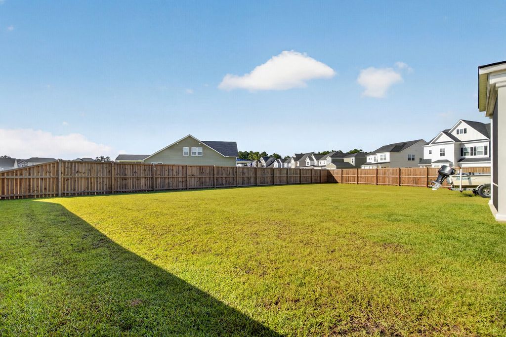 Image 36 of property listing at 501 Frutchey Court, Summerville, SC 29486