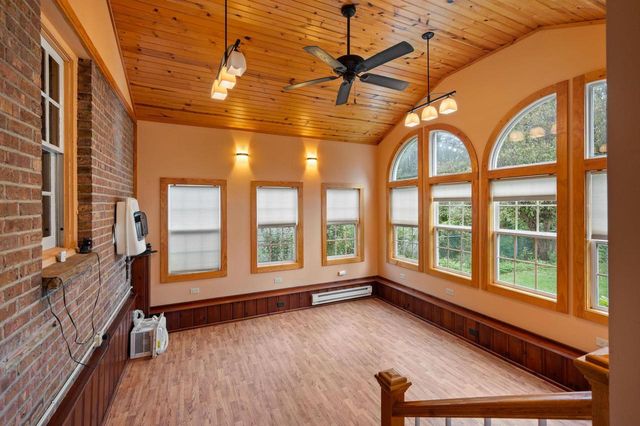 2407 Melrose AVENUE, Waukegan, IL 60085
