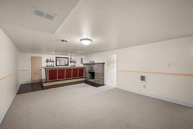 2407 Melrose AVENUE, Waukegan, IL 60085