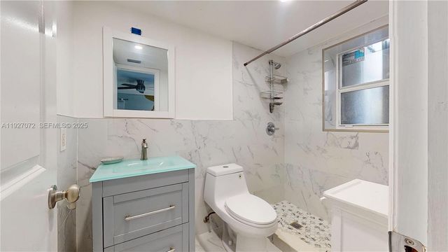 6195 W 18th Ave G101, Hialeah, FL 33012