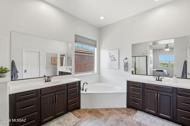 1451 E Stronghold Canyon Lane, Sahuarita, AZ 85629