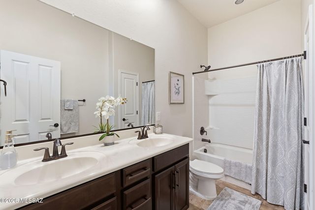 1451 E Stronghold Canyon Lane, Sahuarita, AZ 85629