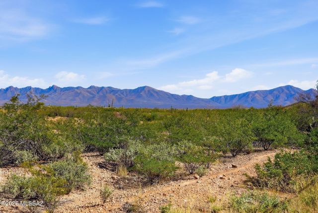 1451 E Stronghold Canyon Lane, Sahuarita, AZ 85629