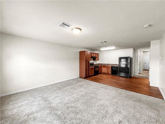 18321 Gibraltar LN, Lehigh Acres, FL 33936