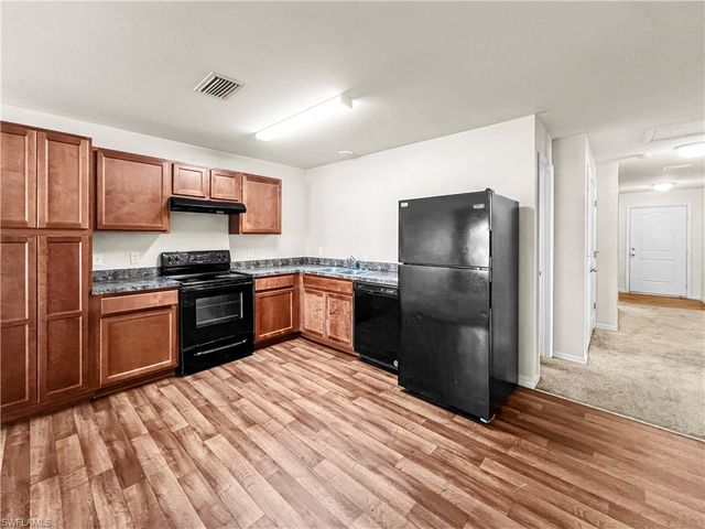 18321 Gibraltar LN, Lehigh Acres, FL 33936
