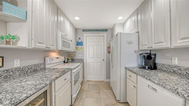 1625 BURGOS DRIVE 1625, Sarasota, FL 34238