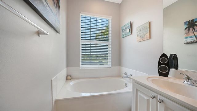 1625 BURGOS DRIVE 1625, Sarasota, FL 34238