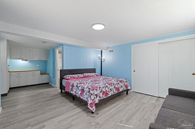 6380 Keating Rd, Pensacola, FL 32504