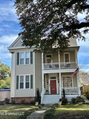 707 N Union Street Street, Natchez, MS 39120