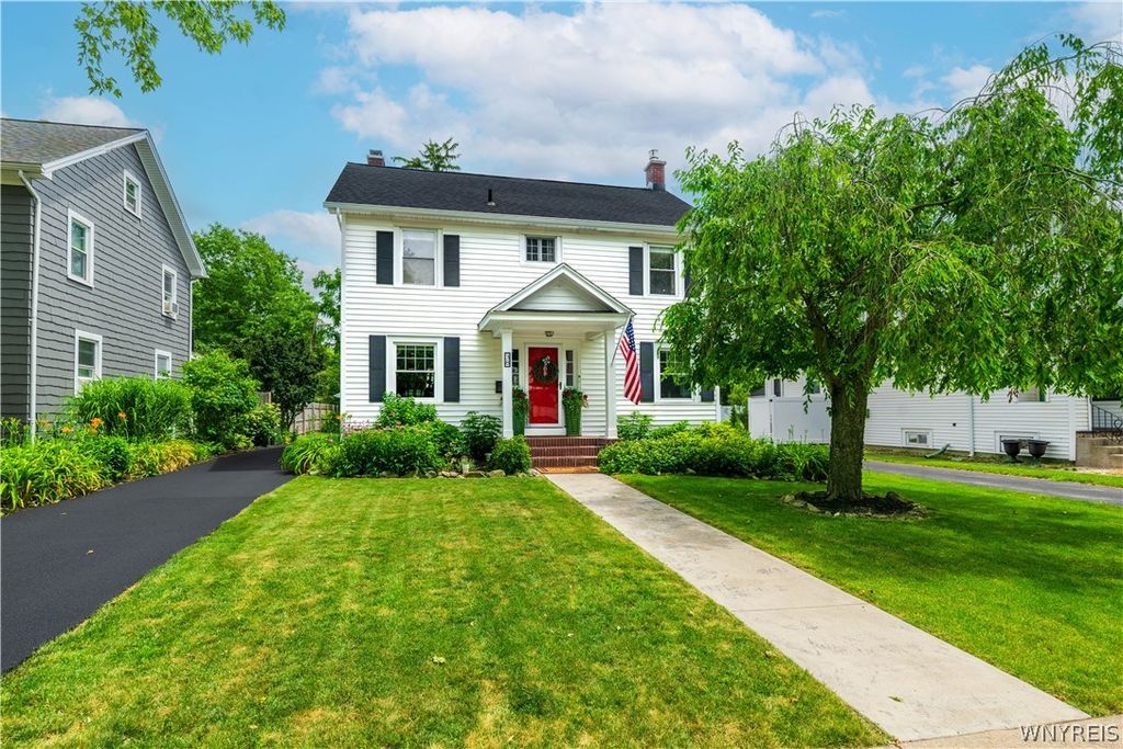 38 Hirschfield Drive, Amherst, NY 14221