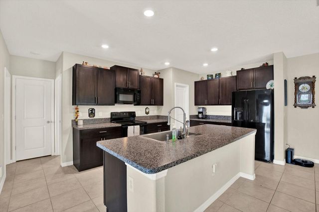 7505 SAMUEL IVY DRIVE, Tampa, FL 33619